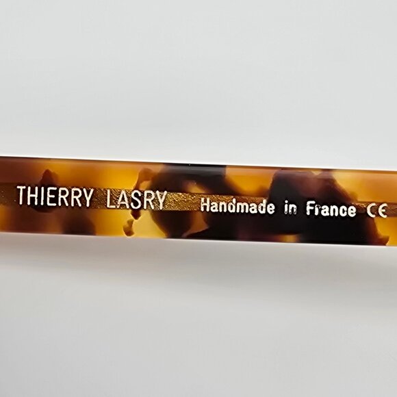 Thierry Lasry Excity 252 Tokyo Tortoise Frame Grey Gradient Lens Sunglasses 54mm main image 9